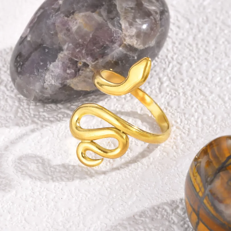 Bague Serpent Séléné - Plaqué Or – Image 4